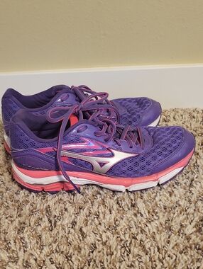 Mizuno Women's Purple with Pink Accent Running Sneakers